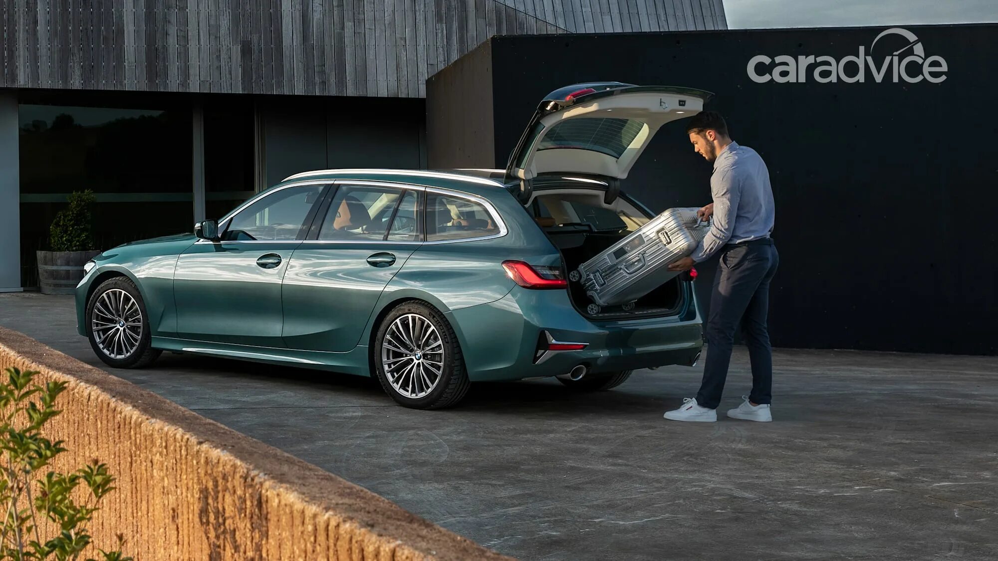 G 30 s. BMW 3 g20 универсал. BMW универсал 2020. BMW 3 универсал 2020. БМВ 3 универсал 2019.