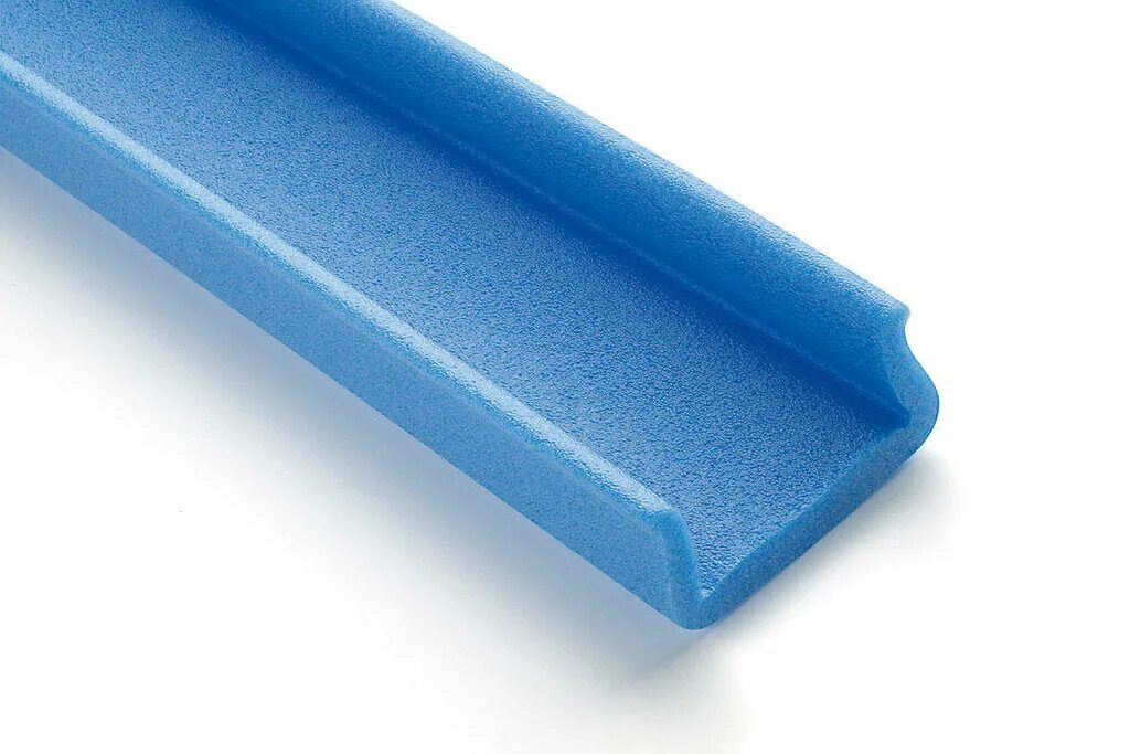 Кронштейны. Защитный профиль п-образный 20*50*2000 мм. Разъемный профиль для поликарбоната 4 мм. П защитный. П защитный.