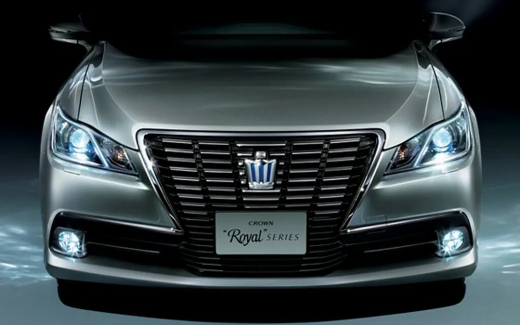 Краун марка. Toyota crown s210 royal. тойота краун маджеста 2015.