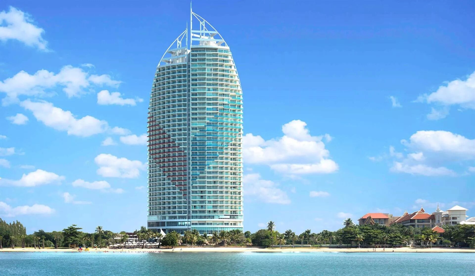Movenpick siam hotel pattaya 5. Movenpick white sand beach паттайя. высотка mövenpick тайланд. white sand beach residence pattaya. мовенпик резиденс пул вилладж паттайя.