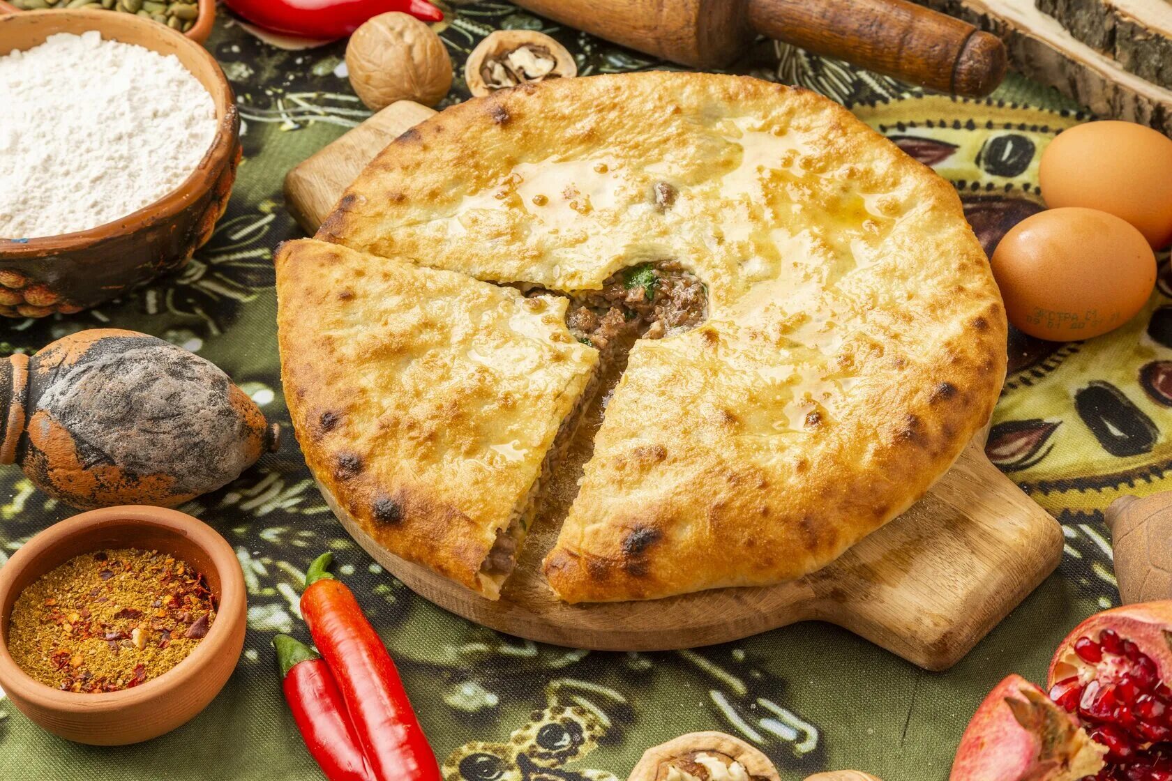 Хачапури кубдари. Кубдари с мясом. Грузинский кубдари. Хачапури кубдари. Кубдари свански.