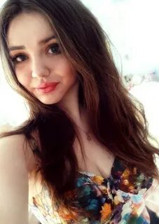 Женщина 19 лет