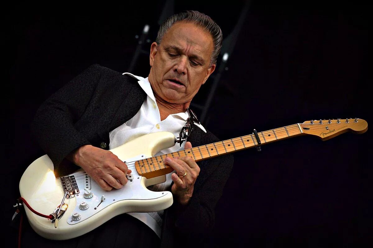 Гитарист би би кинга. Тим дорофеев джаз. Би би кинг 2015. Райли би кинг. Блюз рок слушать.