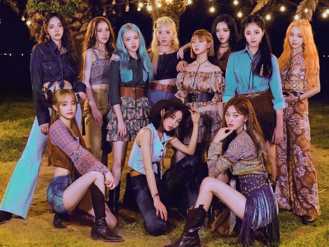 Why not loona. Loona корейская группа 2025. лоона участницы. loona кпоп.