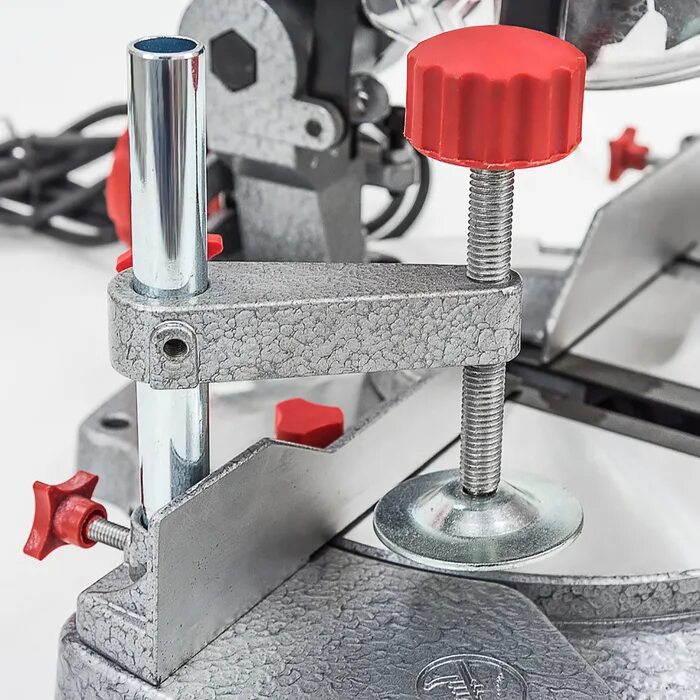 Торцевая пила ставр. Торцевая пила ставр. Варяг пт-210/1400 пила торцевая (1400вт, 210мм). Торцовочная пила ставр пт-210/1400. Пила ставр пт-255/2000м sad.