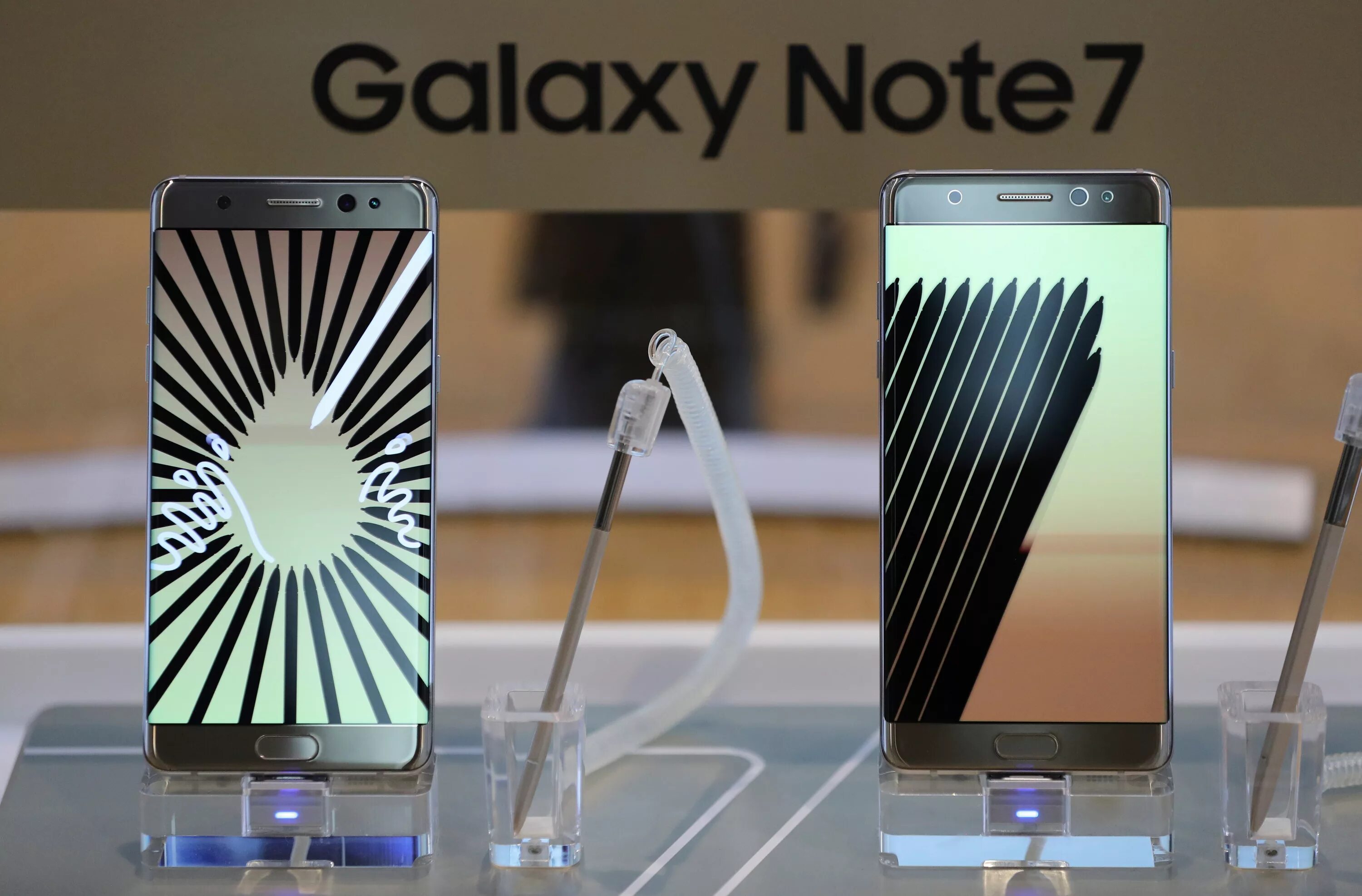 Samsung note 7 pro. Самсунг галакси ноут 7. Выход note 7. Samsung samsung galaxy note 7. Samsung galaxy note 7.