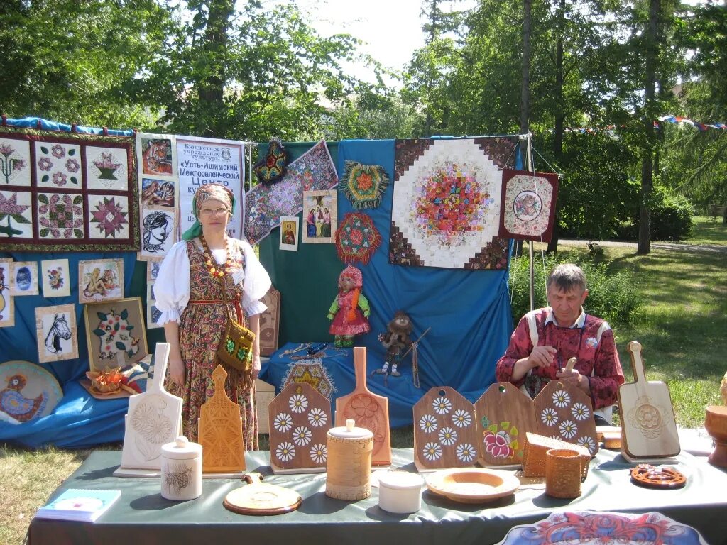 русский народный хоровод. традиционная культура традиции. русская славянская свадьба. русский народ. традиционная культура традиции.