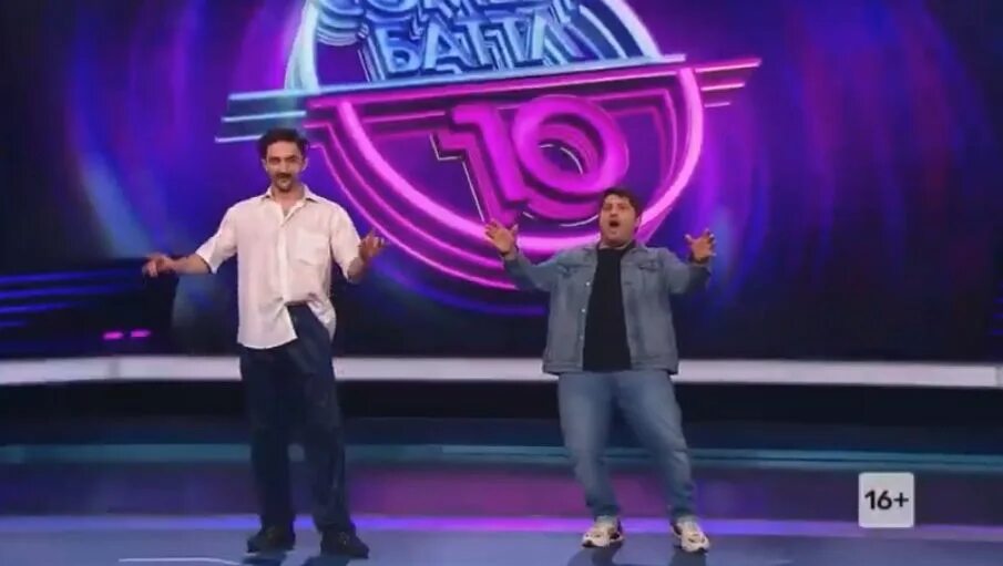 Камеди батл 2020. Даша дьячкова камеди батл. Владимир ерошенко камеди. Жюри камеди батл 2021. Дуэт соседи камеди батл.