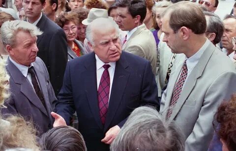 1996 го