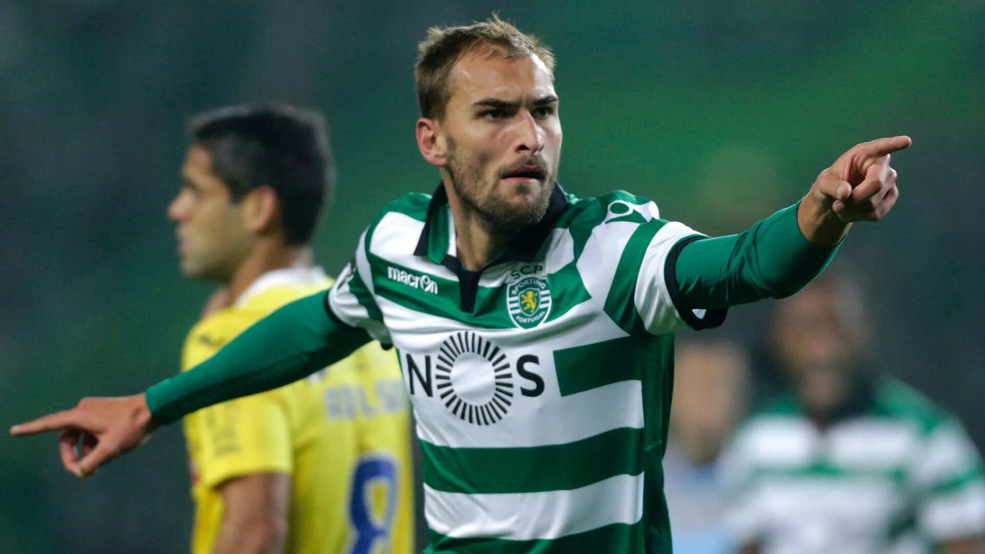 Bas dost. Бас дост. dost футболист. бас дост молодой.