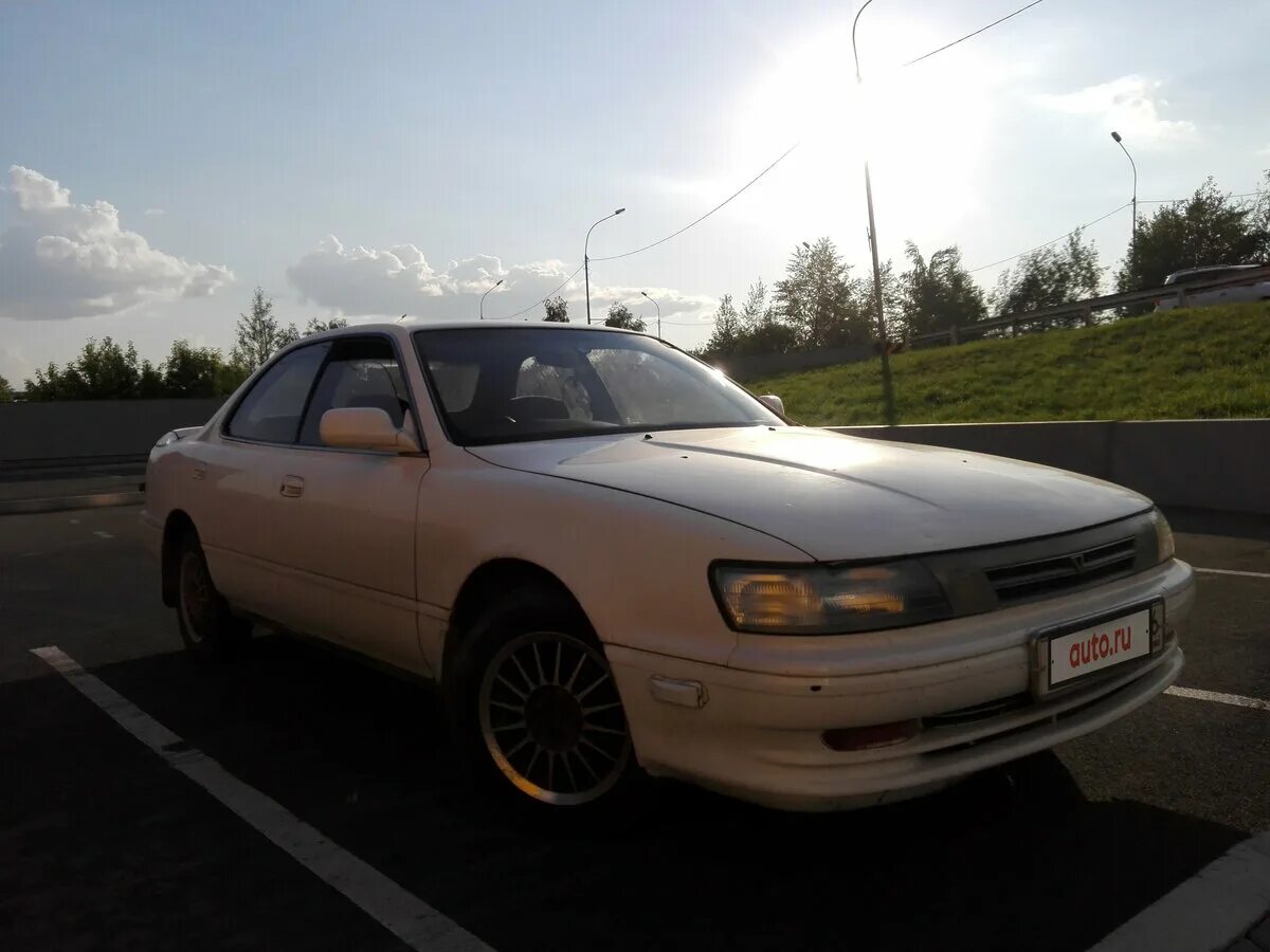 Тойота виста св30 белая. Тойота виста ардео седан. Тойота виста 2. Покажи висту. Toyota vista v50.