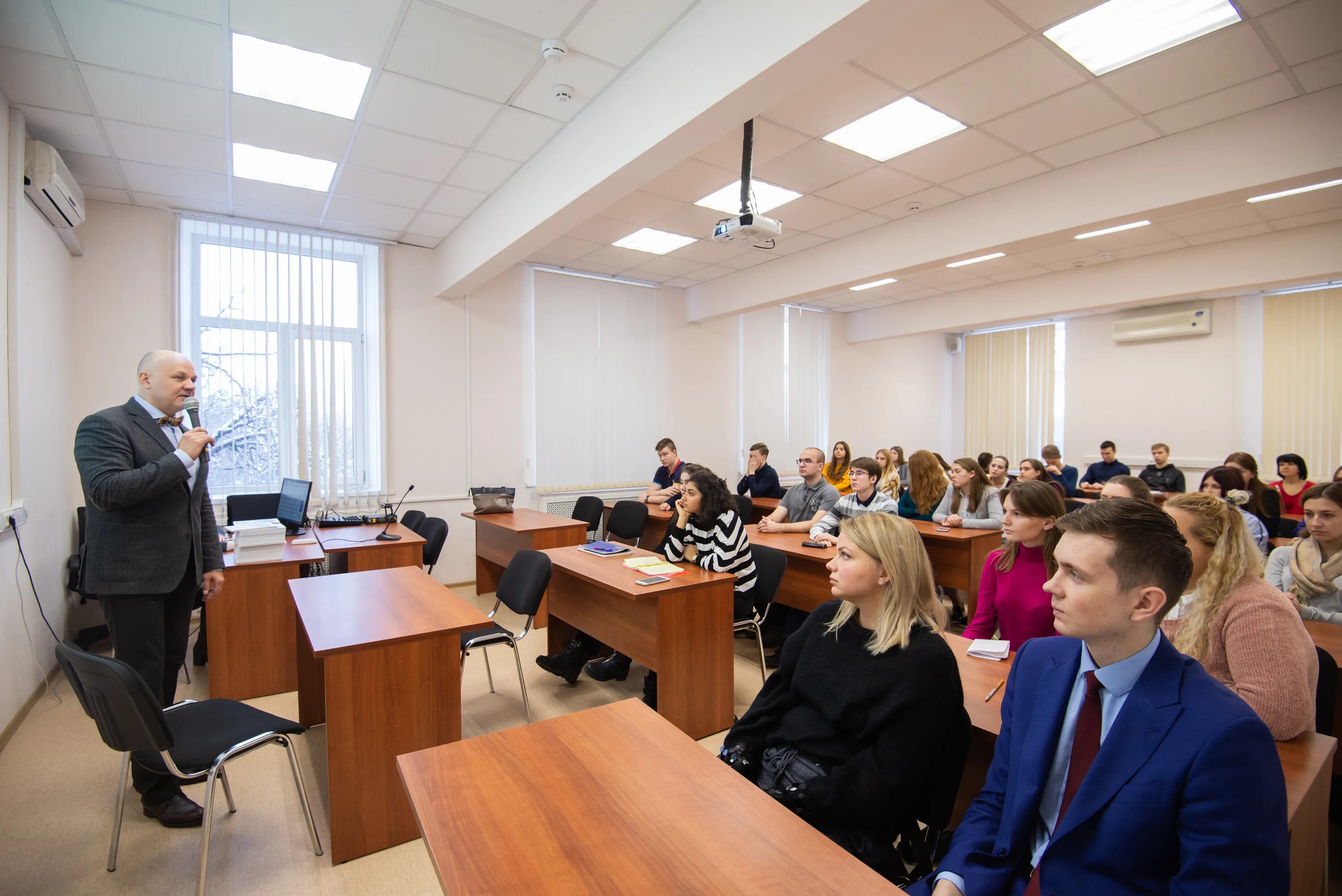 Городское собрание сочи. 285 минюста. 285 минюста. Министр юститиции хакасии. Оюн д.