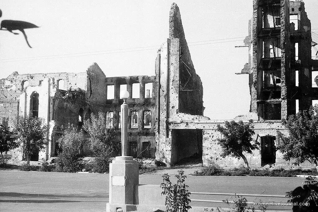 Сталинград после войны 1947. Волгоград послевоенный. Сталинград город после войны. Разрушенный город Сталинград.