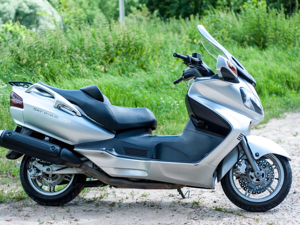 Suzuki Burgman Skywave 650. Skywave (Burgman) 650. Suzuki Burgman 650.