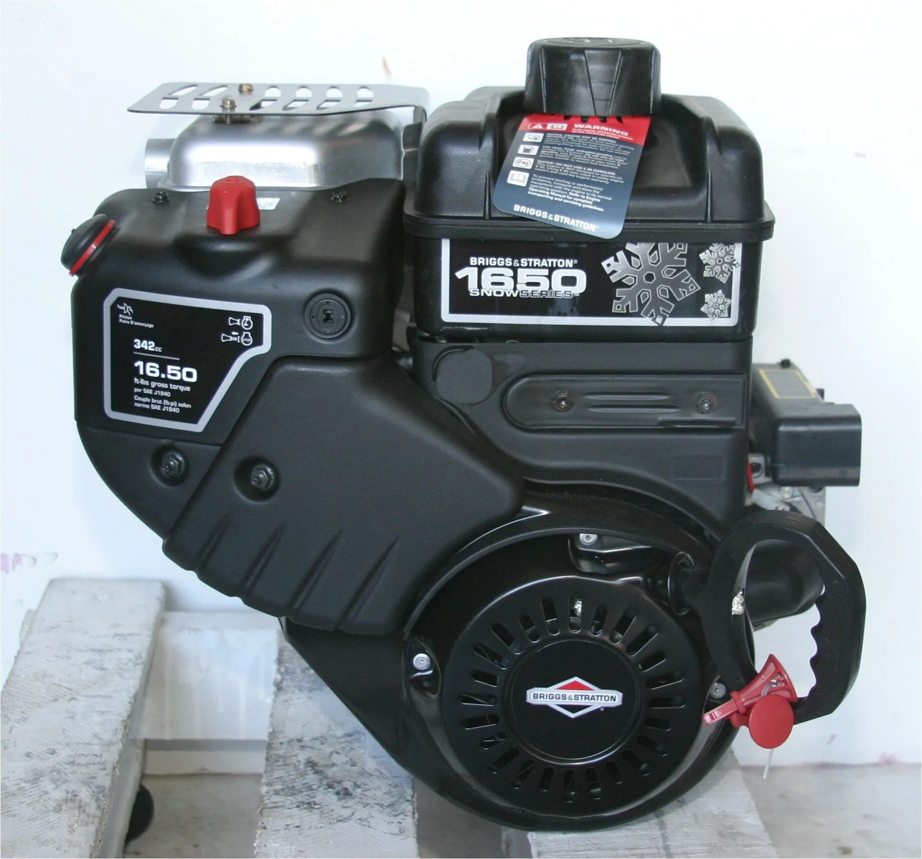 Двигатель briggs stratton series. Briggs Stratton 1150 Snow Series. Briggs Stratton 1150 двигатель. Двигатель Briggs and Stratton 900 Snow. Двигатель Briggs & Stratton 8hp.