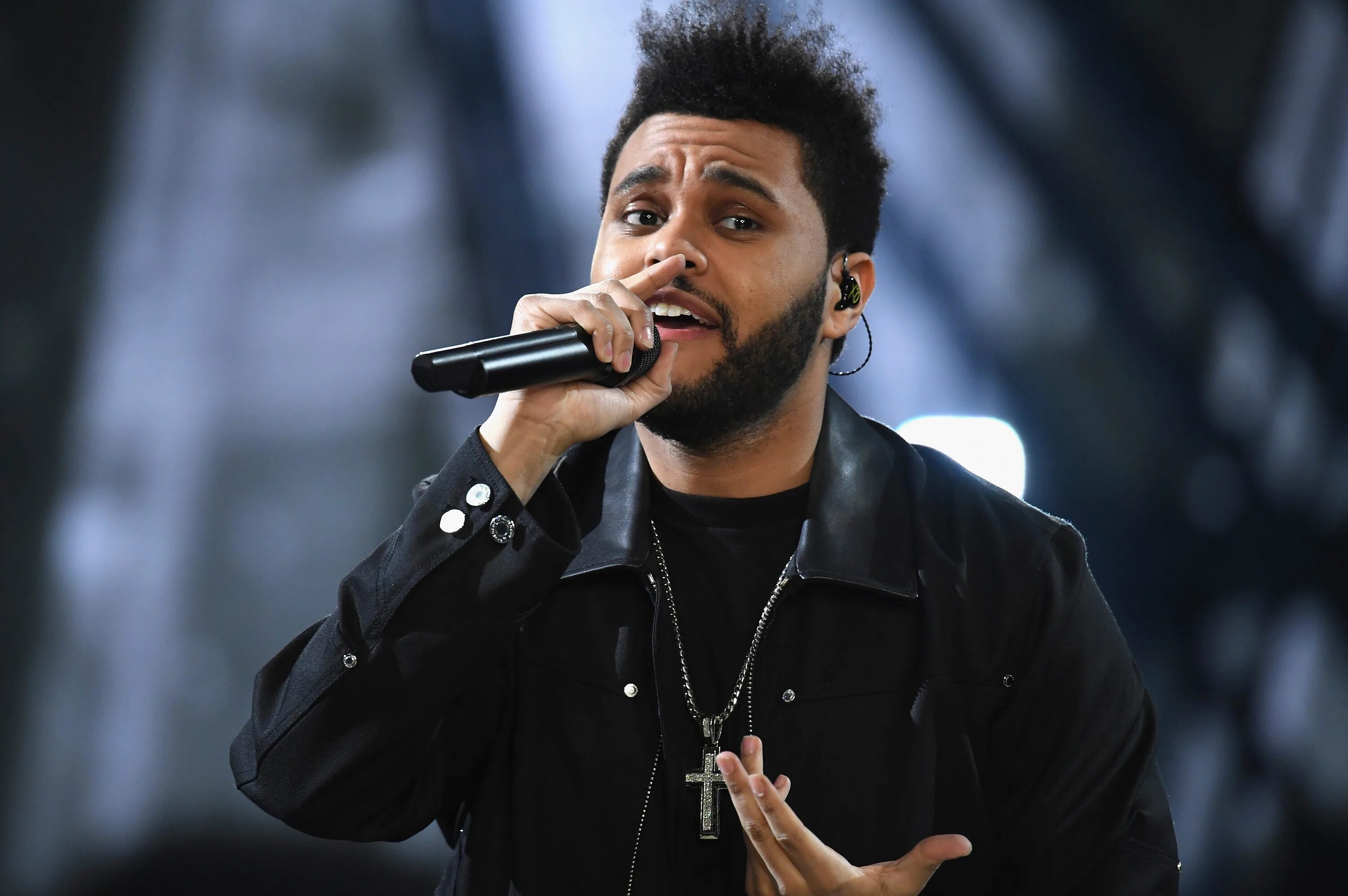 Известные исполнители песен. The Weeknd. The Weeknd сейчас 2022. The Weeknd 2022 фото. The Weeknd сейчас 2023.