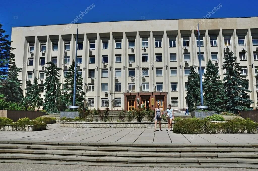 Управление города симферополя. Симферополь городская администрация. крым город симферополь администрация. горького 15 симферополь администрация. городской совет города симферополя.