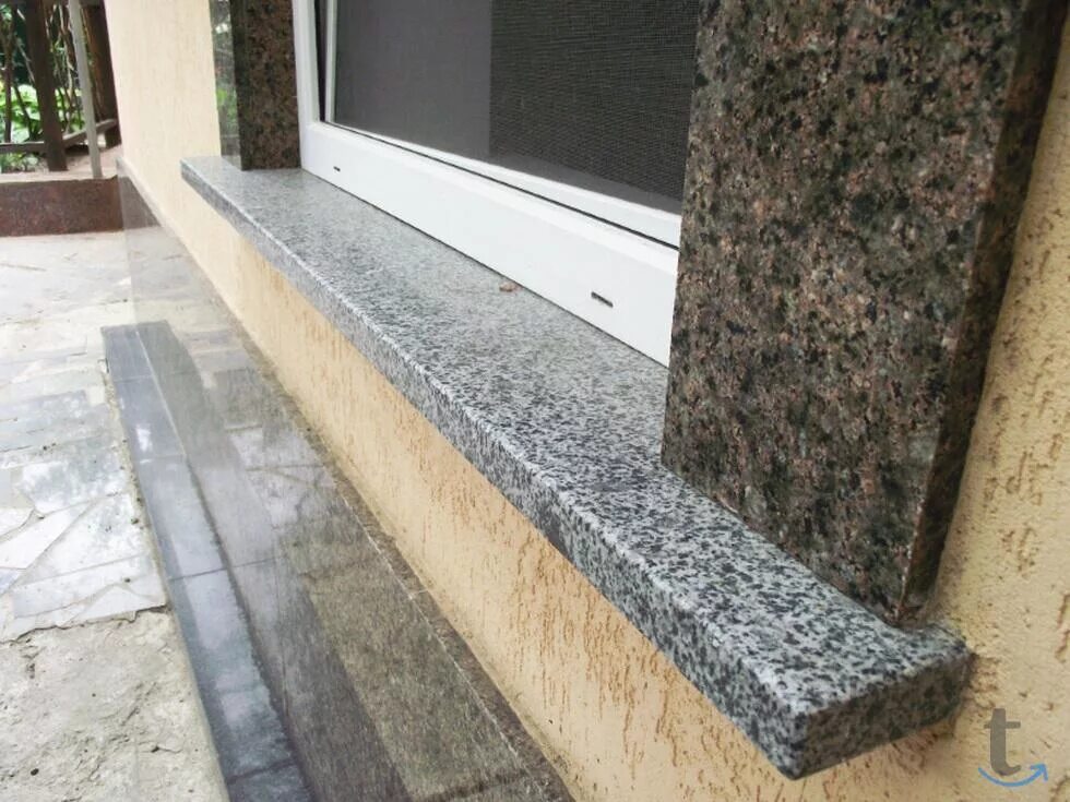 Porcelanosa sochi marfil pul. Гранитный двор новомосковск. Подоконник из мансуровского гранита. Гранит 203. Абсолют блэк ватерджет.