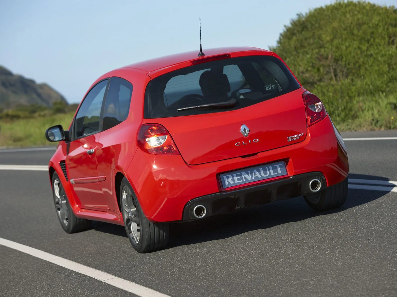 Clio lazy soft. Рено клио рс 2025. рено клио рс 2008. renault clio rs 2008. renault clio rs 3.