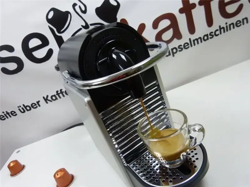 Кофемашина nespresso инструкция по применению. Стакан капучинатор nespresso. капучинатор для капсульной кофемашины nespresso. кофемашина неспрессо инструкция. кофеварка без капучинатора.