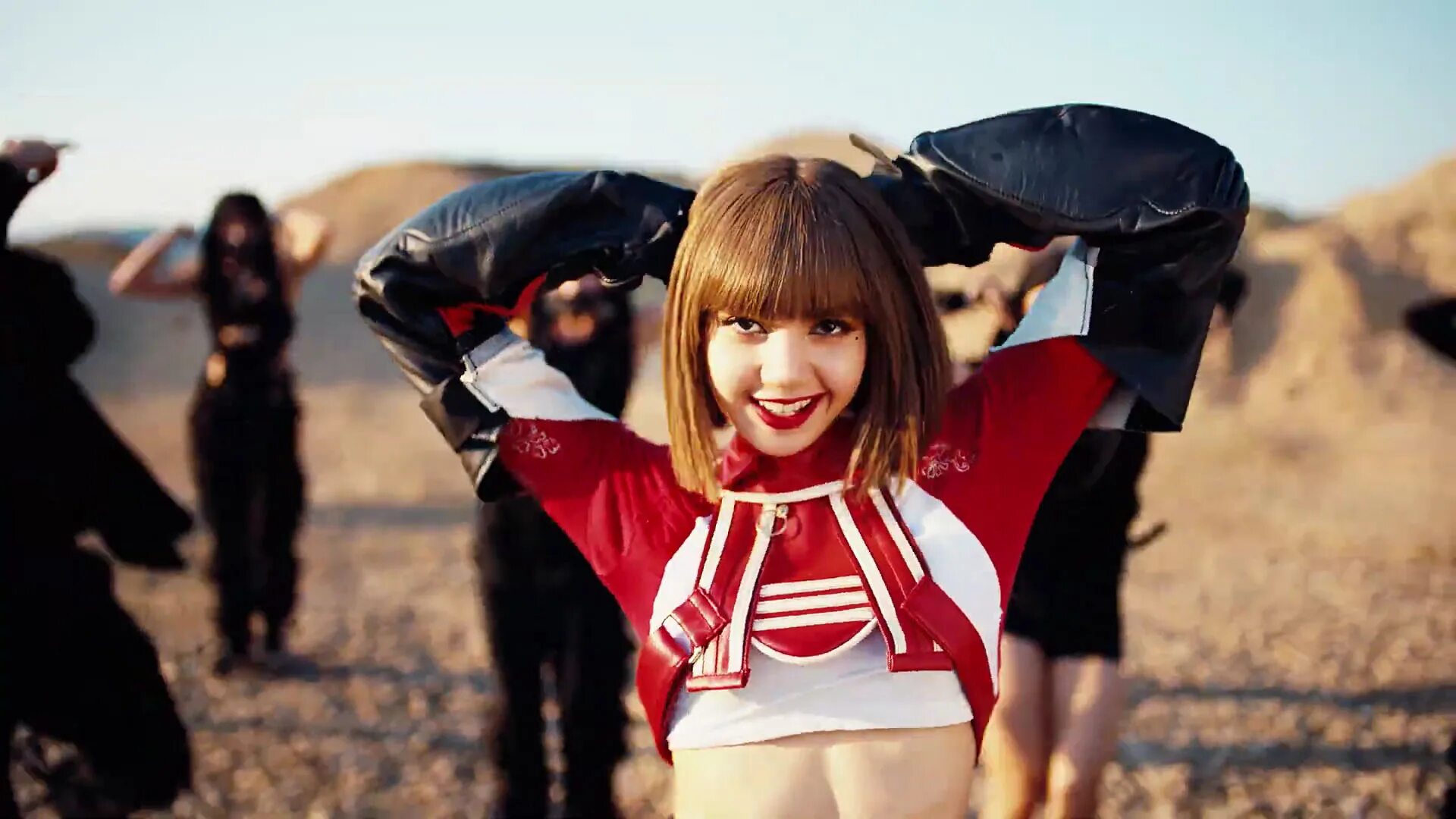 Лиса из блэкпинк 2025 год. Lalisa manoban. lisa blackpink 2025. lisa lalisa mv. blackpink лиса 2025.