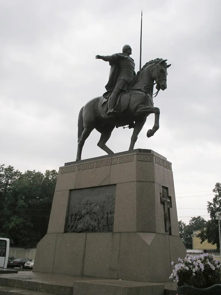 Памятник александру невскому в петербурге. Памятник Александру Невскому.