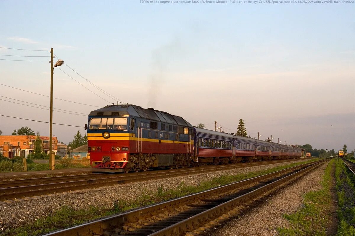 Поезд спб рыбинск. Тэп70 Рыбинск Москва. Тэп70 Котлас. Тепловоз тэп70 0514. Тэп70-0393.