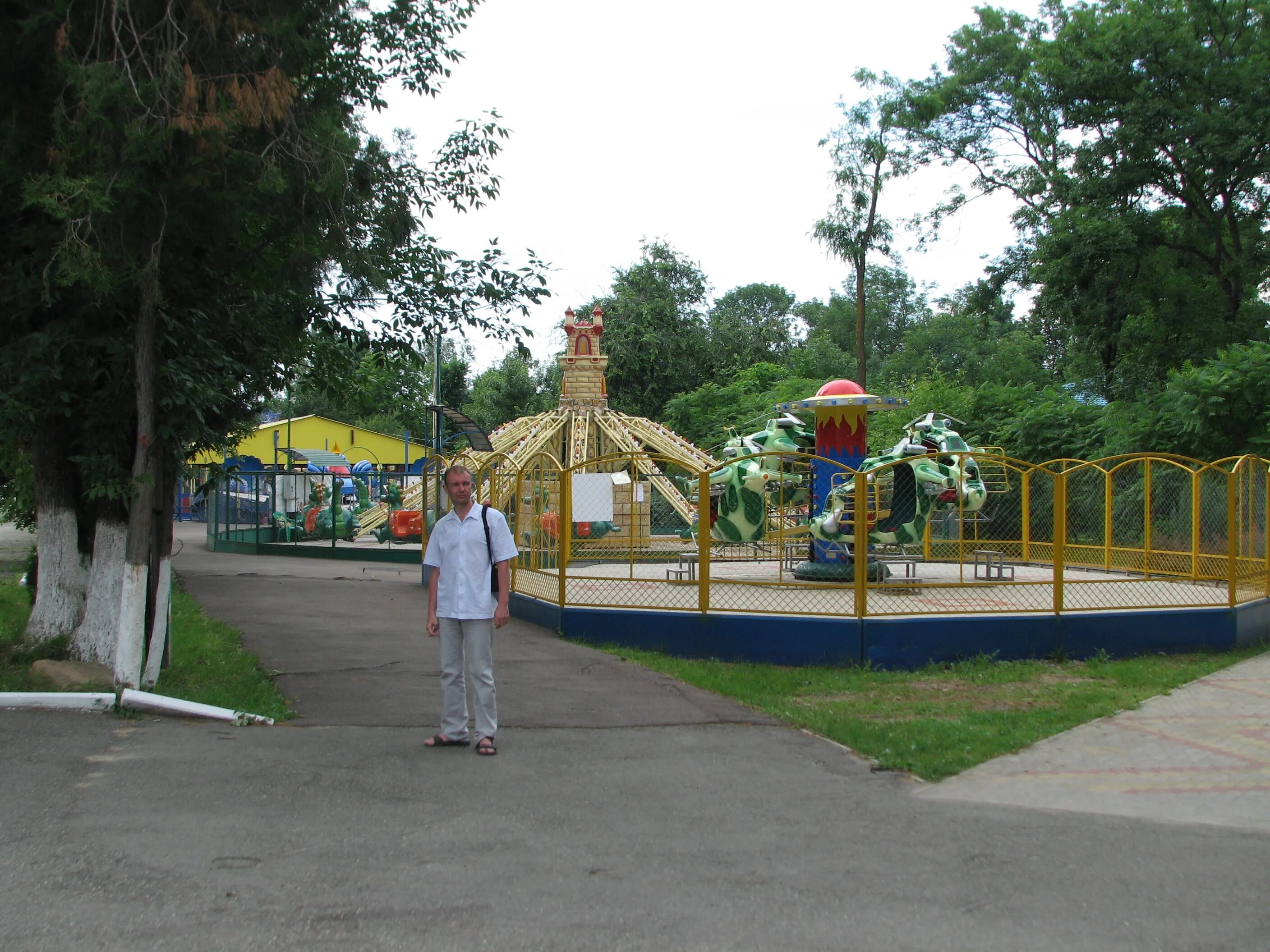 Городской парк Усть-Лабинск. Лабинск парк. Парк города Лабинска. Городской парк Лабинск.
