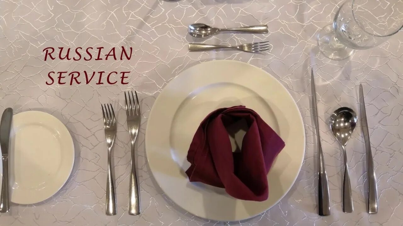 Service in Russian. 3 Types services in Restaurants.