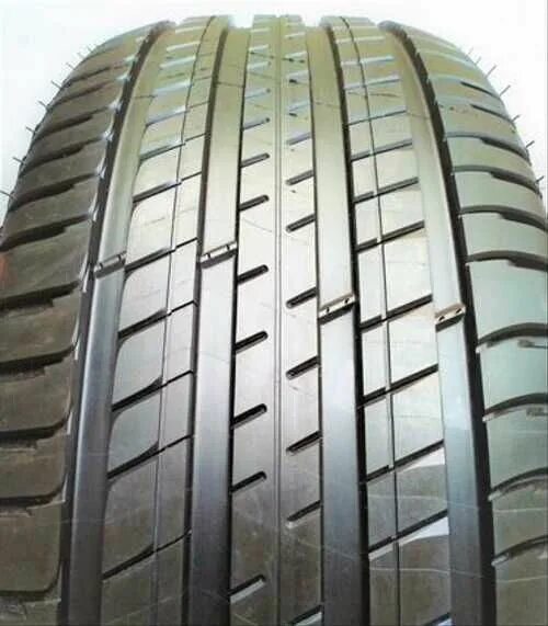 Michelin latitude sport r20. Мишлен Латитуде спорт 3. Latitude Sport 3.