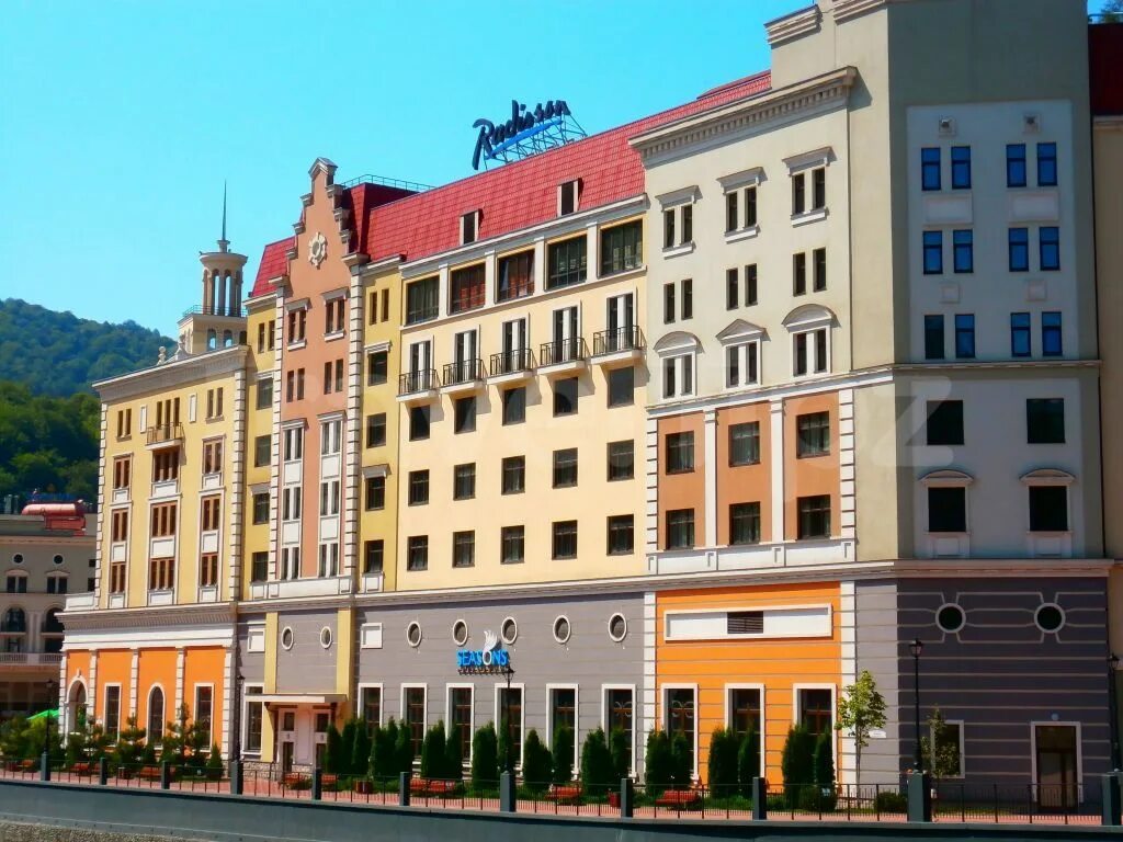 Рэдиссон сочи роза хутор. Рэдиссон красная поляна. Рэдиссон хутор. Рэдиссон сочи роза хутор. Отель рэдиссон сочи роза хутор.