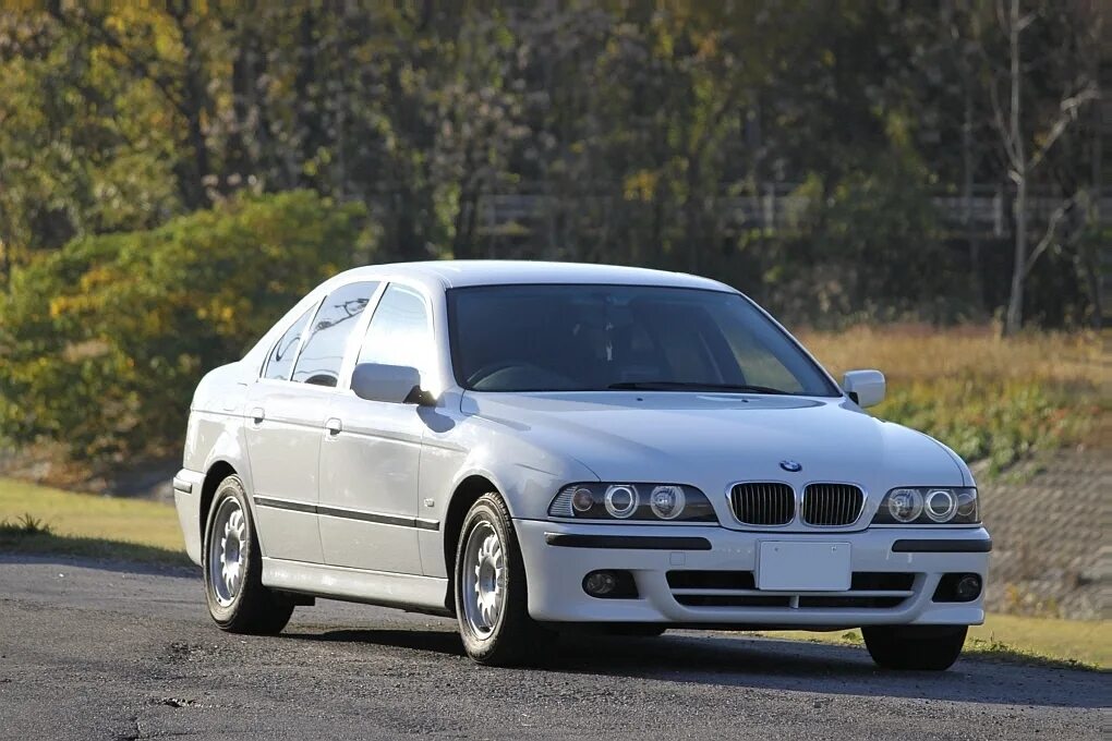 Бмв 98 года. БМВ 525 98 года. BMW 98. BMW 98 года. БМВ 98 года фото.