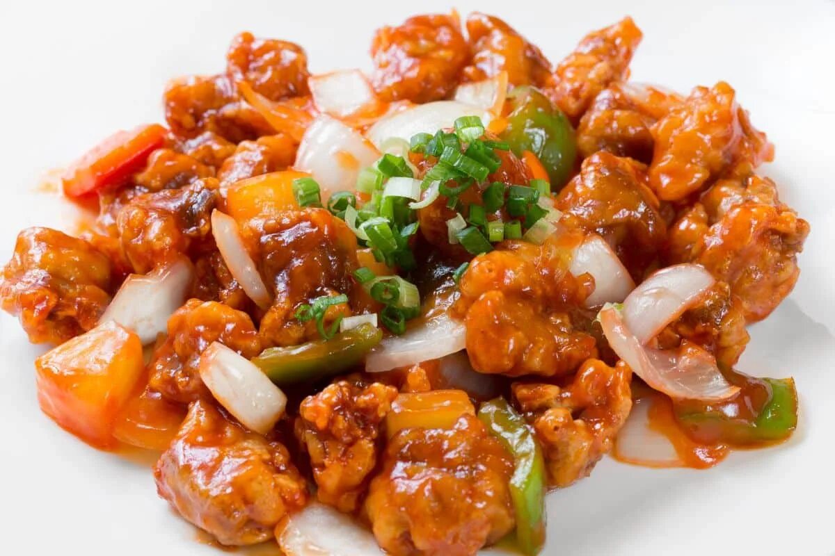 Sour chicken. Курица по кантонски. sweet and sour chicken. азиатская кухня с курицей. курица по-китайски.