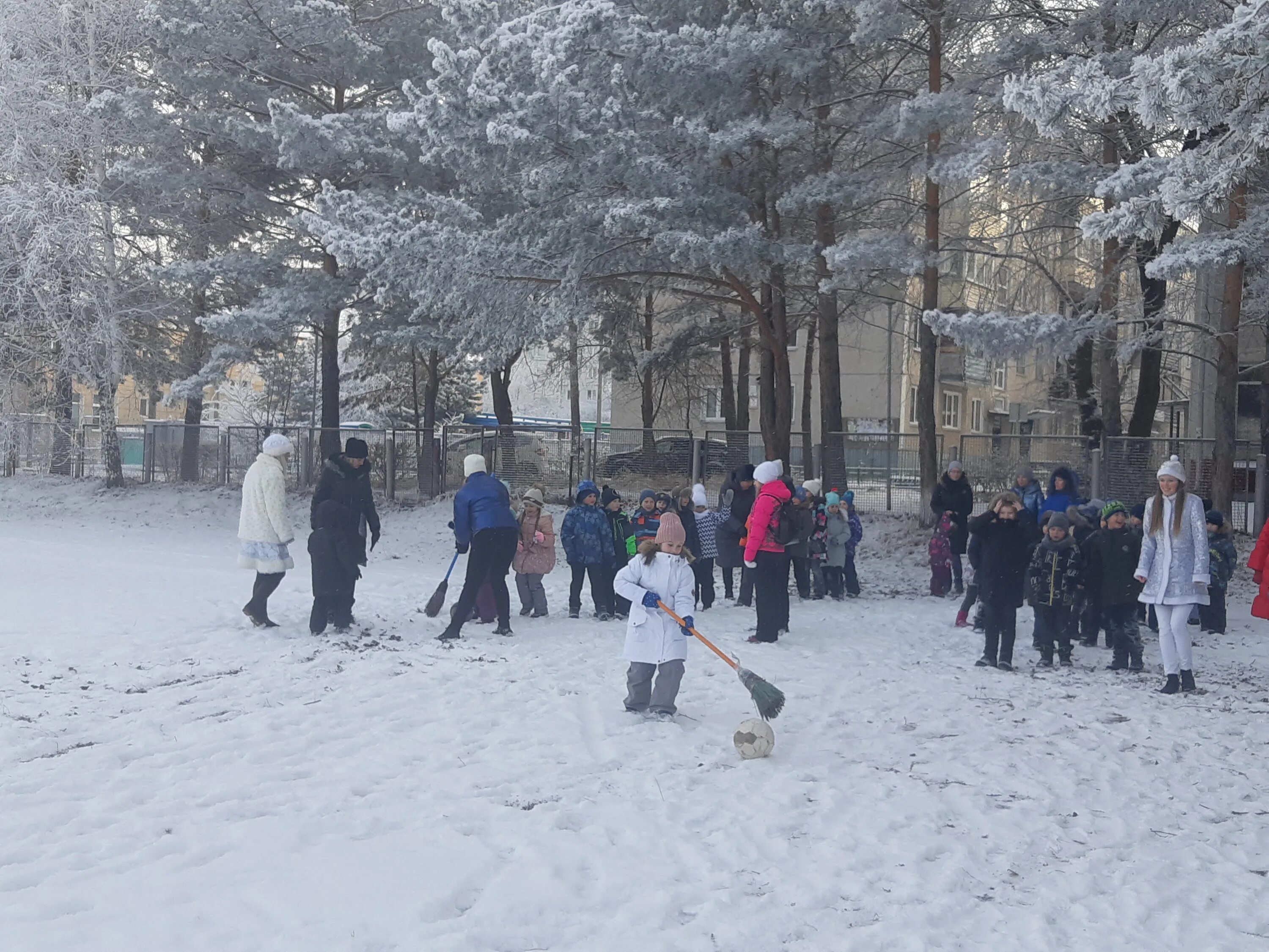 Погода в Сосновоборске. Погода Сосновоборск сегодня. Теплые выходные в Саратове. Градусов в Сосновоборске сейчас.