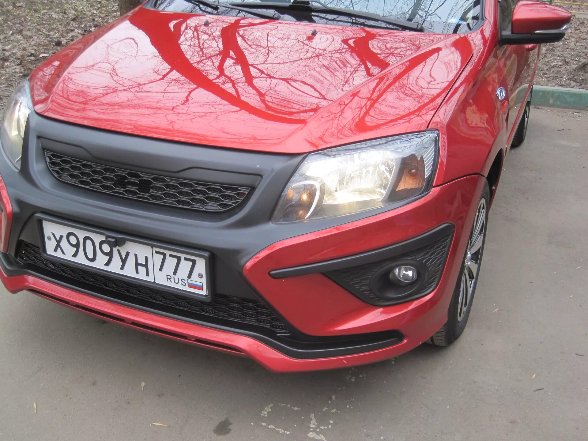Обтяжка плёнкой - Lada Гранта лифтбек, 1,6 л, 2014 года стайлинг DRIVE2