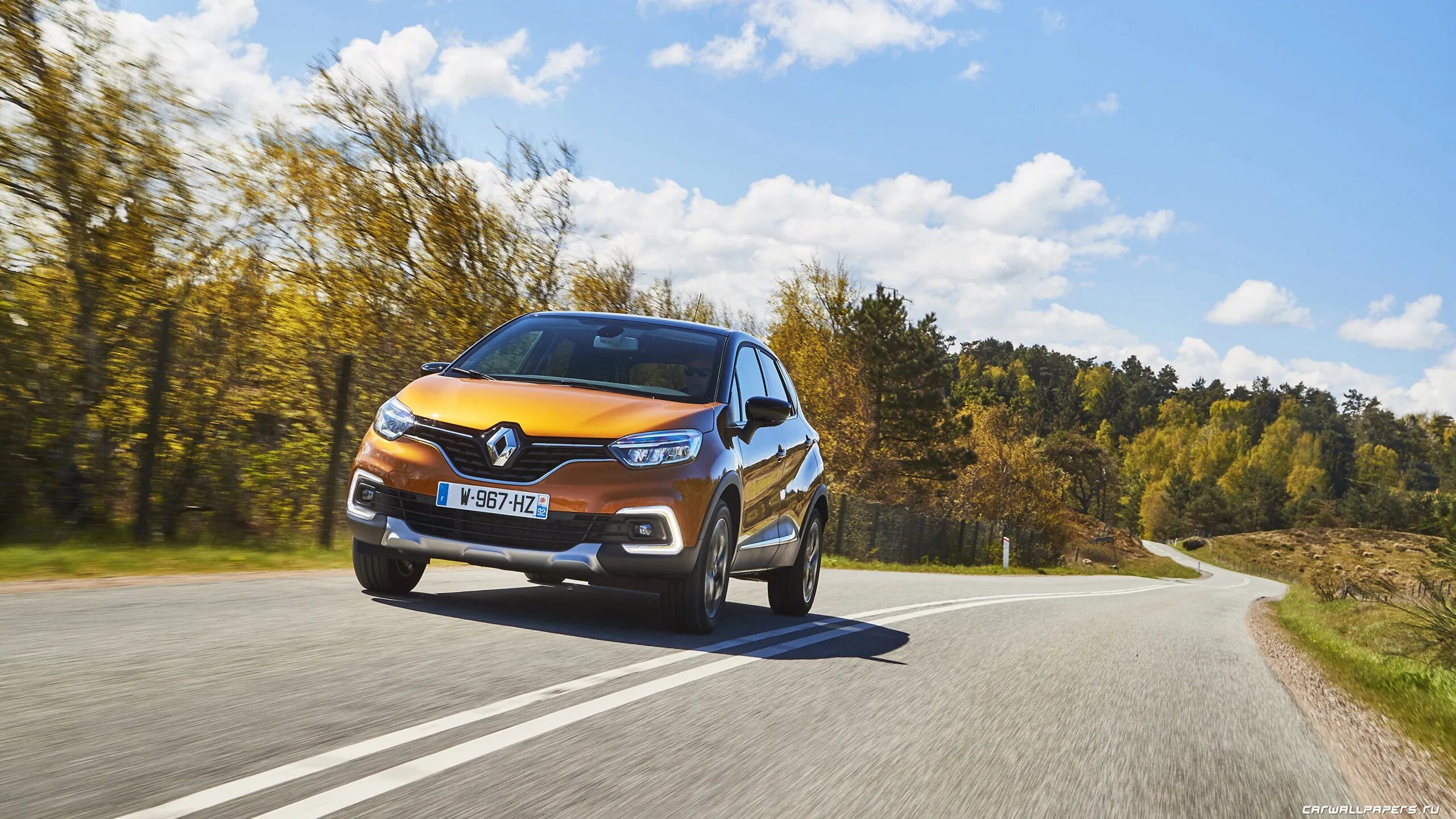 Volvo renault. Renault кроссовер Captur. Рено Каптур спереди. Рено Каптур 0.9. Рено Каптур 2017.