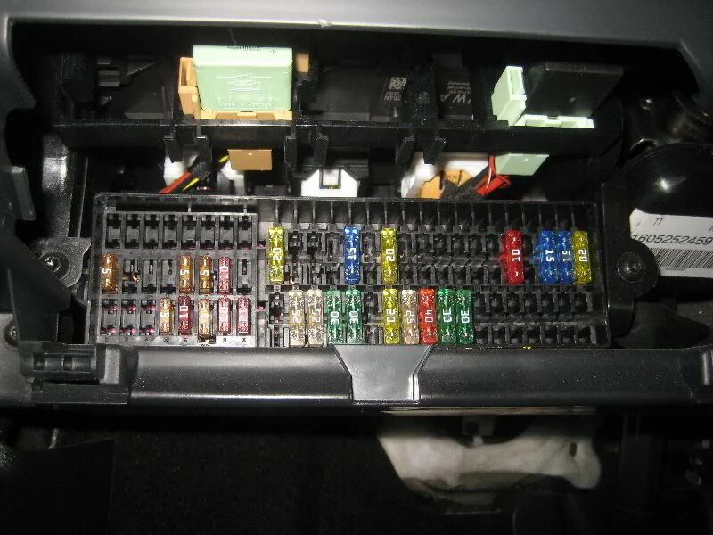 VWVortex.com - Here's a list of fuses for MKIV cars (fuse too for search) Vw mk4