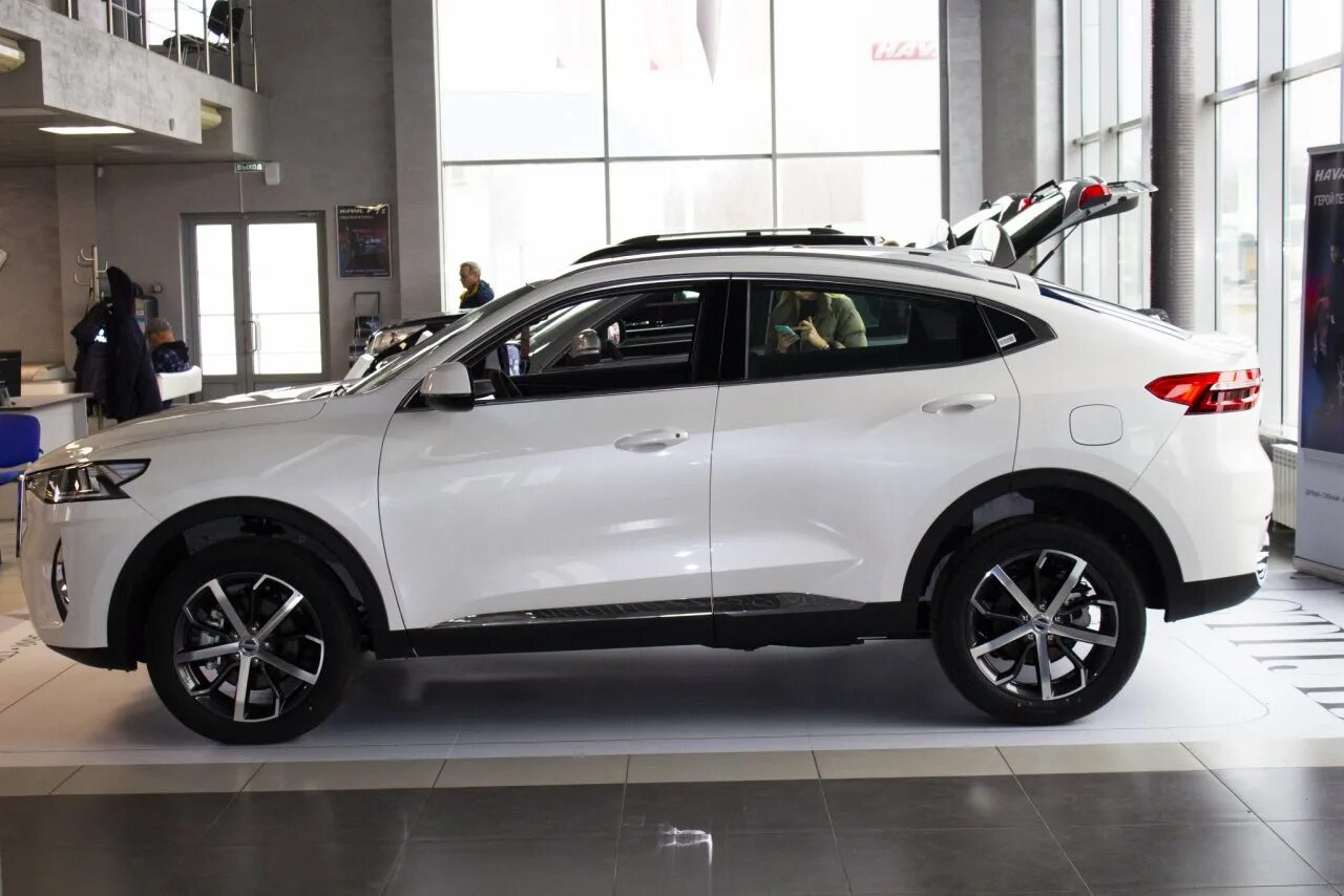 Хавал в великом новгороде. Haval f7x. haval f7x белый. haval f7x люк. хавал нижний новгород.