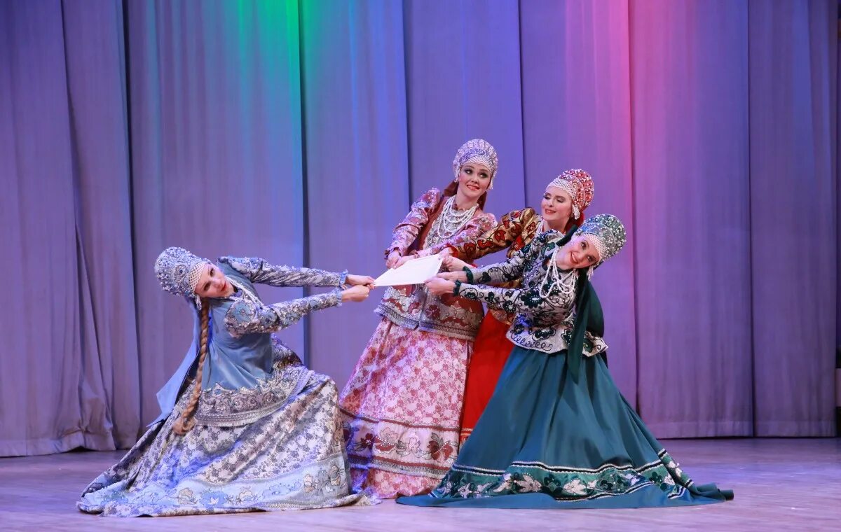 сударушка ансамбль березка. ансамбль березка пляски. ансамбль березка пляски. ансамбль березка танец с платками. сударушка ансамбль березка.