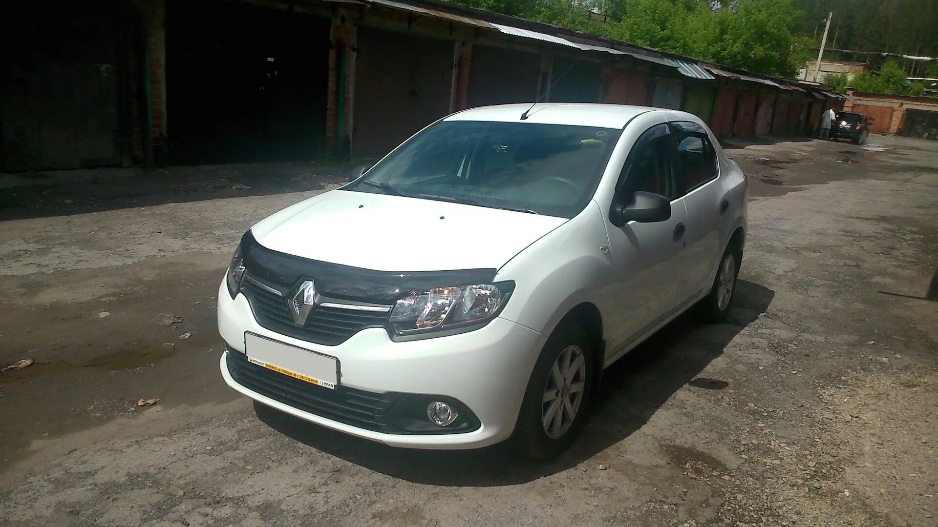 Рено логан на авито авто до 650000. Доработка Рено Логан 2. Renault Logan i 1.6 105 2007. Апгрейд Рено Логан 2. Черная сетка на Рено Логан 2.