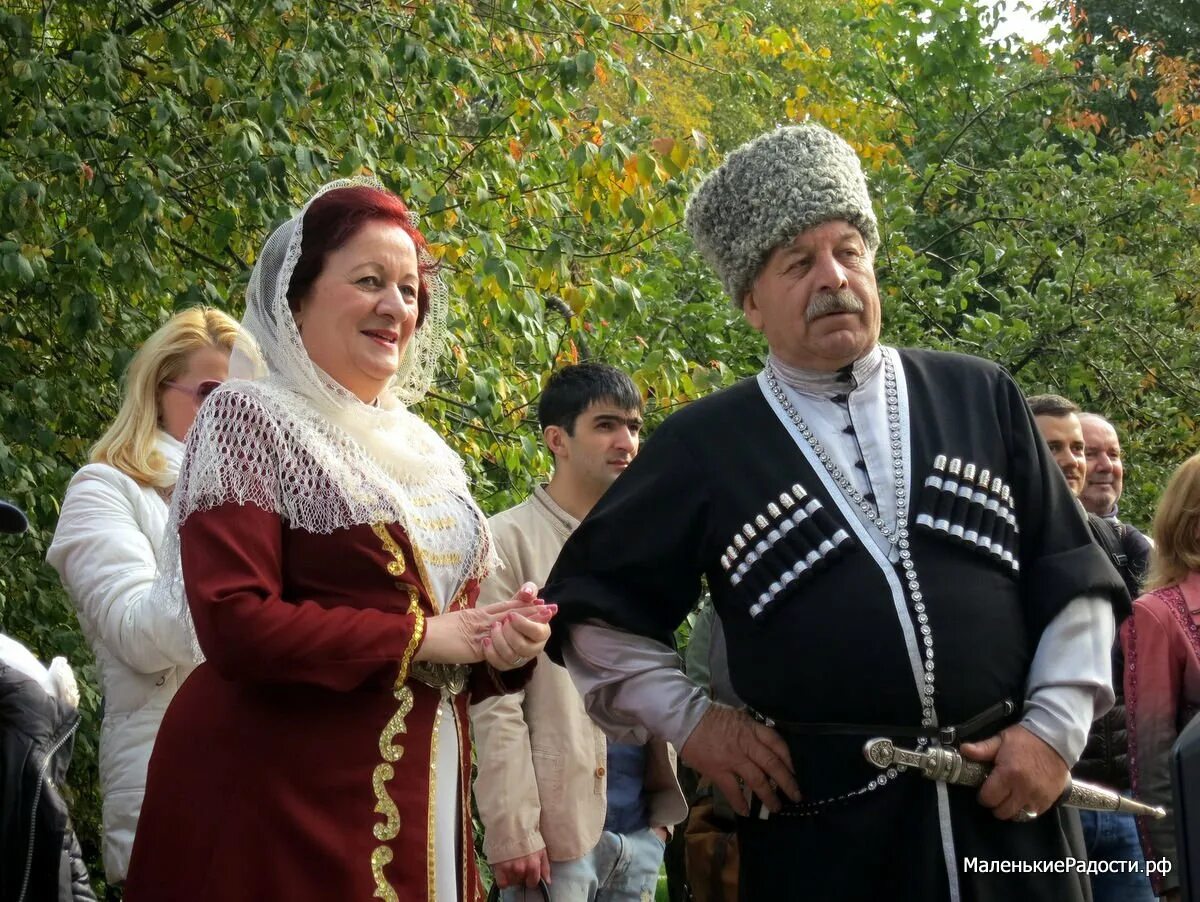 Свадьба в Осетии. Осетинские обычаи. Осетинская свадьба. Северная Осетия народ.