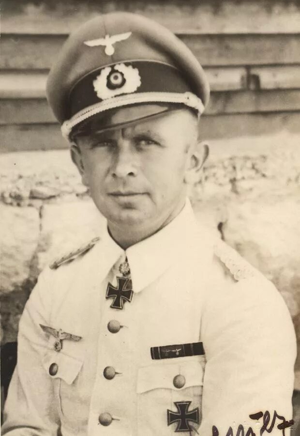 доктор шульц реальная история. кино алекс лютый дело шульца 2. антон хабаров алекс лютый. алекс лютый 2 сезон. доктор шульц реальная история.