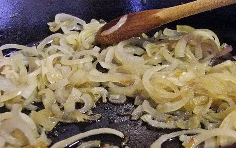 Как вкусно обжарить лук