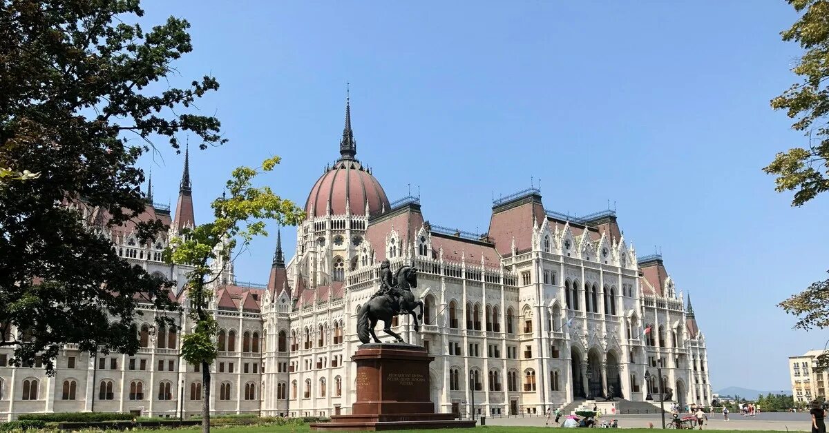 Budapest university
