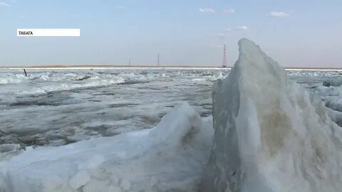 Начался ледоход на лена