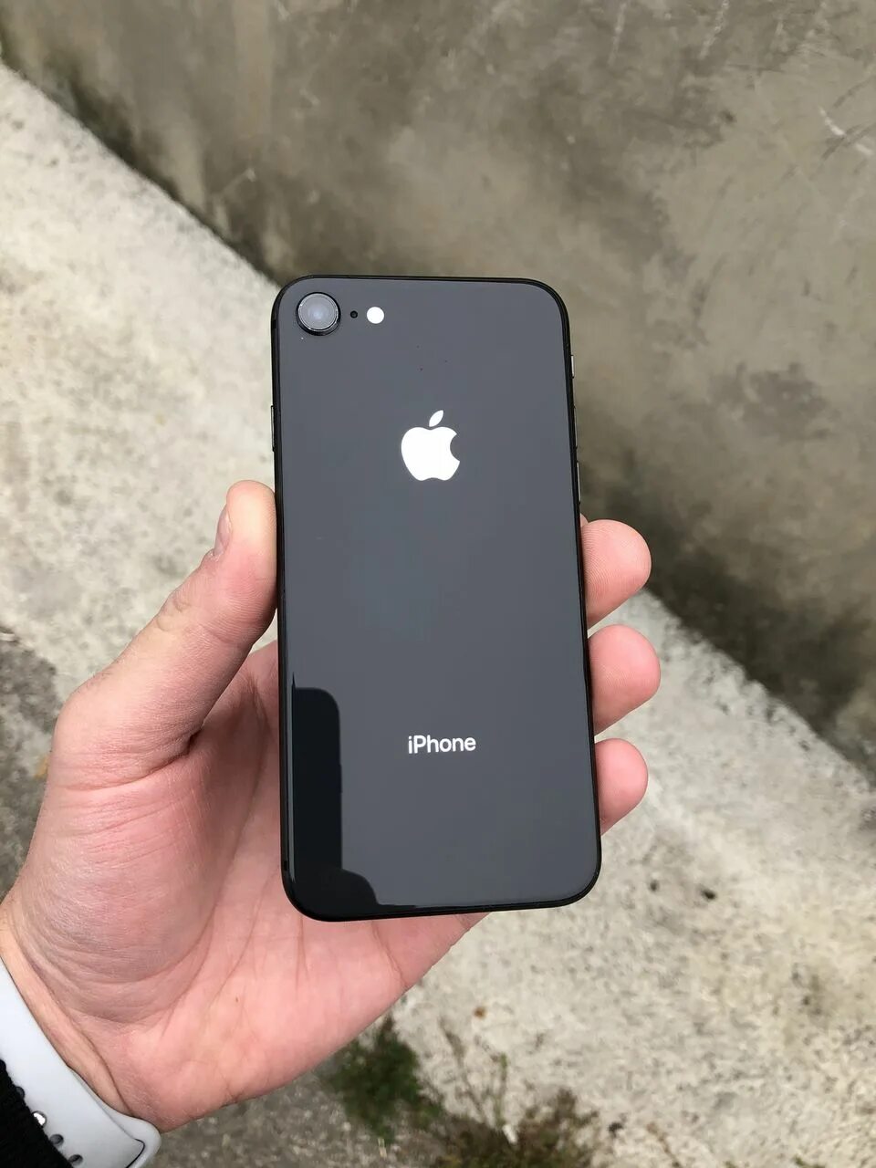 Айфон 8 россия. Айфон 8 Space Gray. Айфон 8 64 ГБ серый космос. Айфон 8 Спейс грей. Iphone 8 черный.