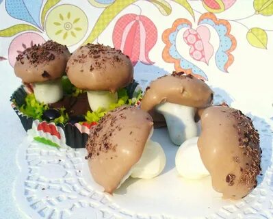 Грибочки из зефира