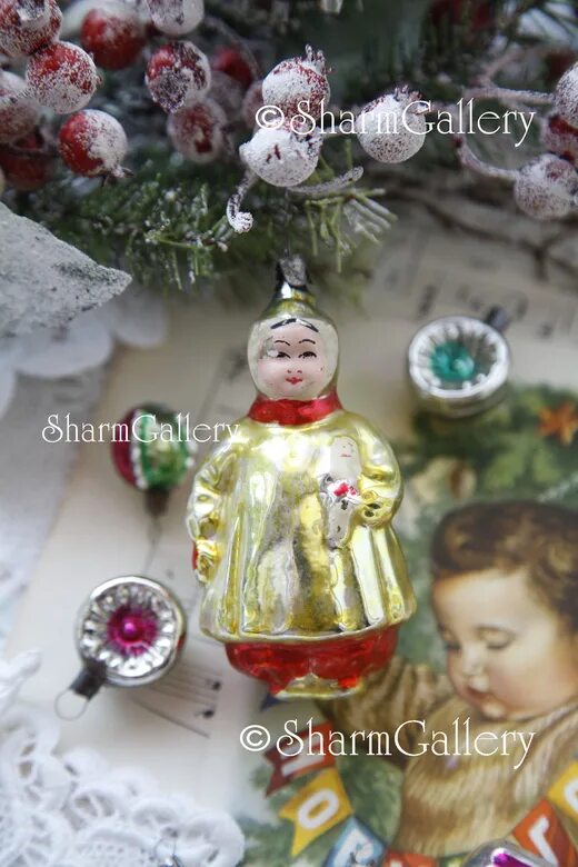 Елочная игрушка девочка с куклой. Елочная игрушка девочка с куклой. Елочная игрушка девочка с куклой. Ирена игрушки елочные официальный сайт. Фабрика ариэль нижний новгород кукла.
