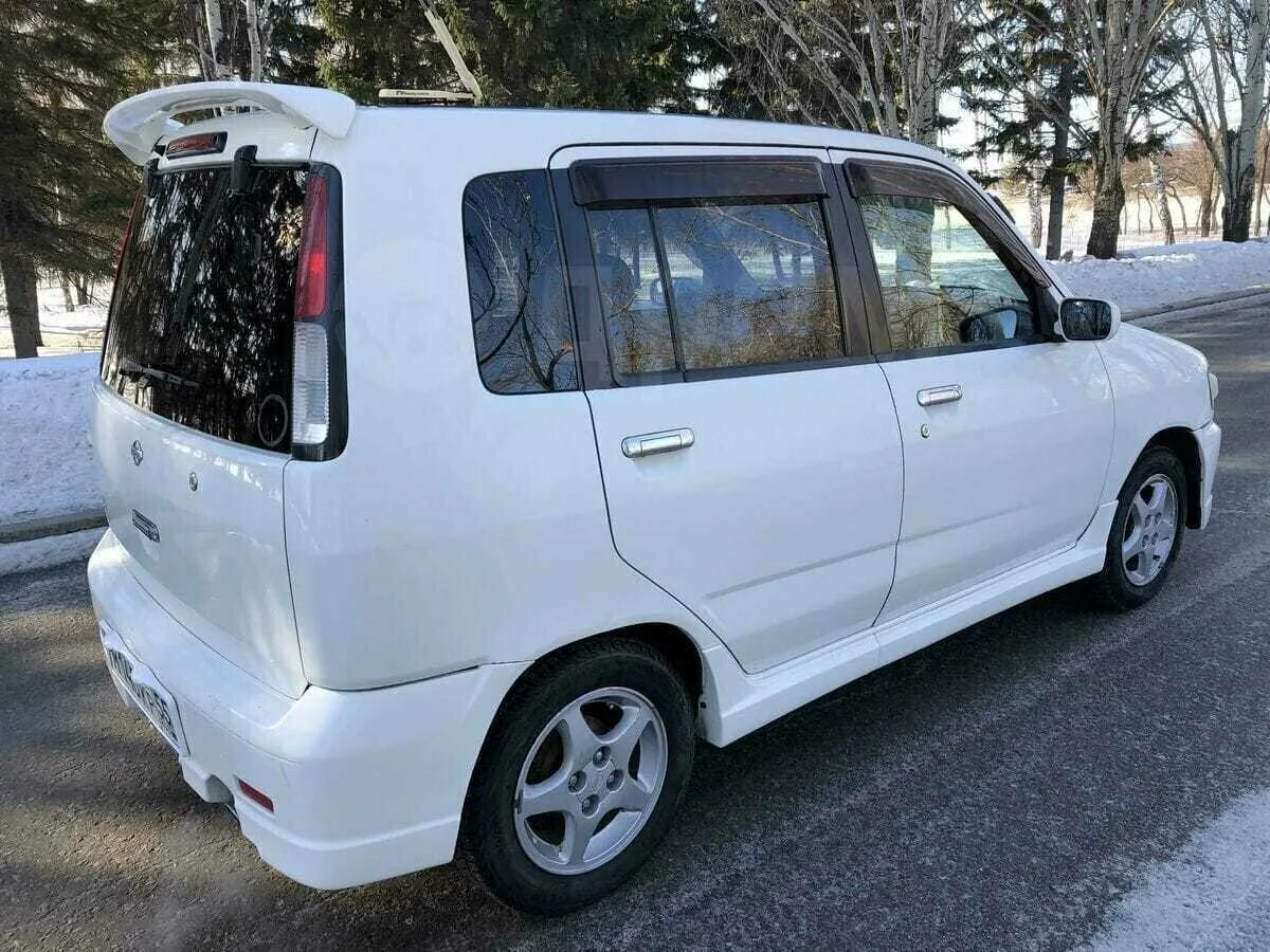 Ниссан куб 7 местный. Nissan cube 2 z11. Nissan cube, 2002 nissan cube, 2002. Ниссан куб 2002 багажник. Nissan cube 2002.