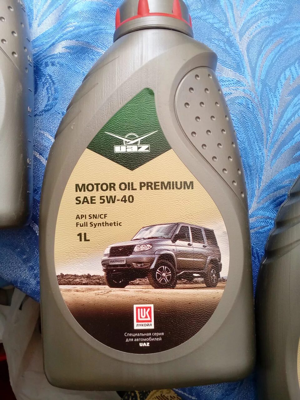 000101004054002 масло моторное uaz motor oil premium 5w-40, 4л. Motor oil premium 5w 40. Uaz motor oil premium 5w-40. Масло уаз 5w40 синтетика. Уаз премиум 5w40 синтетика.